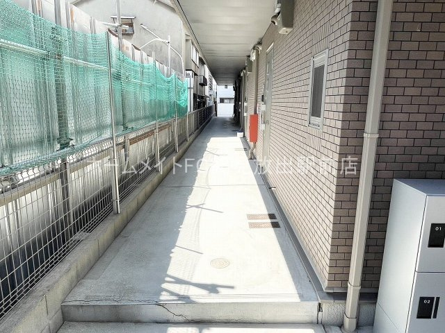 東大阪市森河内西１丁目のハイツのロビー