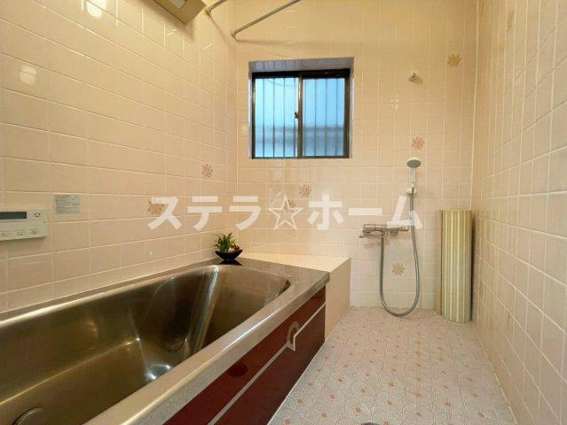 森小路1 中古戸建の浴室|落ち着いた空間のお風呂です