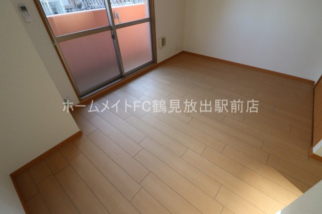 大阪市鶴見区放出東３丁目の賃貸マンションの内装