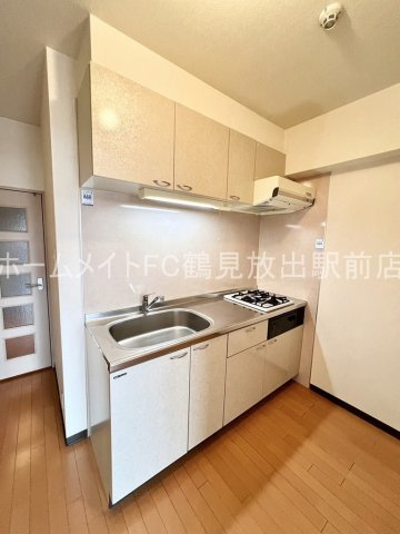 大阪市城東区諏訪１丁目の賃貸マンションのキッチン