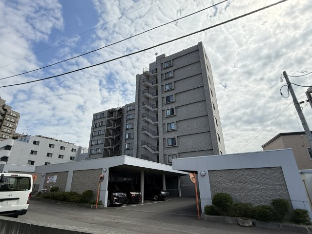 ライオンズマンション福住の外観パース