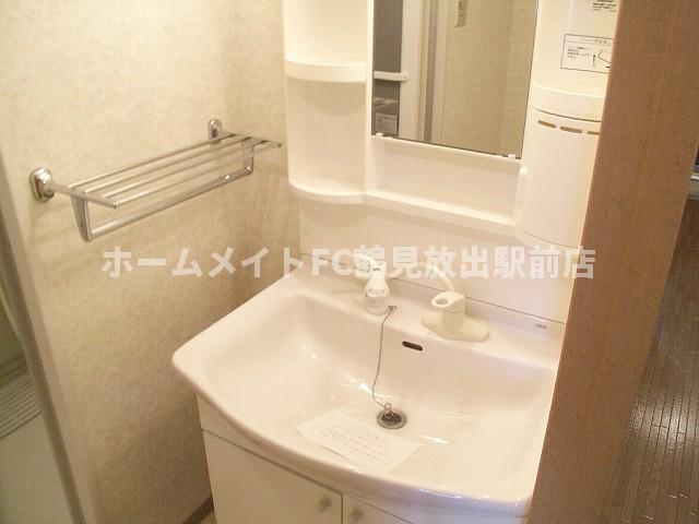 大阪市鶴見区安田２丁目の賃貸マンションの洗面所