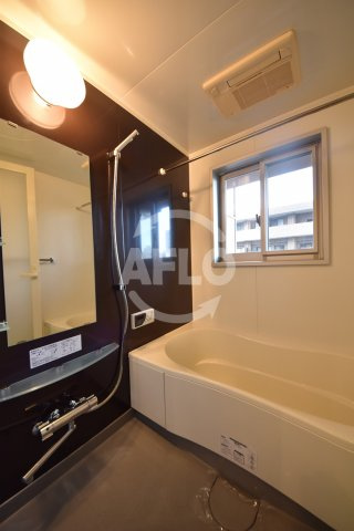 クロスレジデンス大阪新町　堀江小学校区の浴室|ベルファース大阪新町 風呂