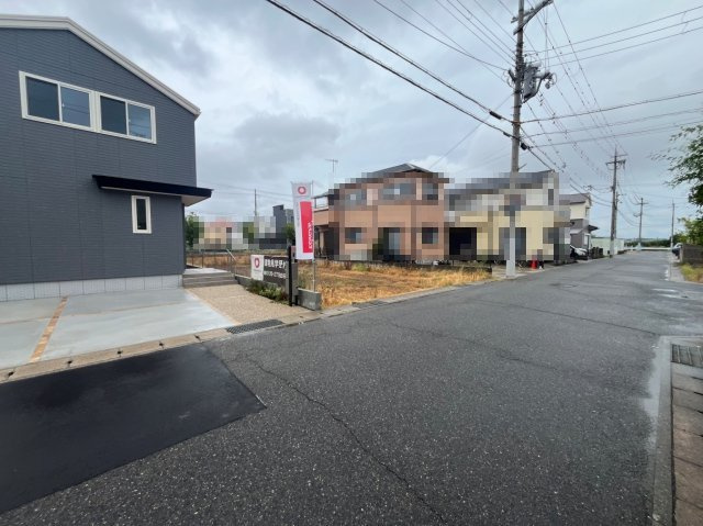 【前面道路含む現地写真】の画像