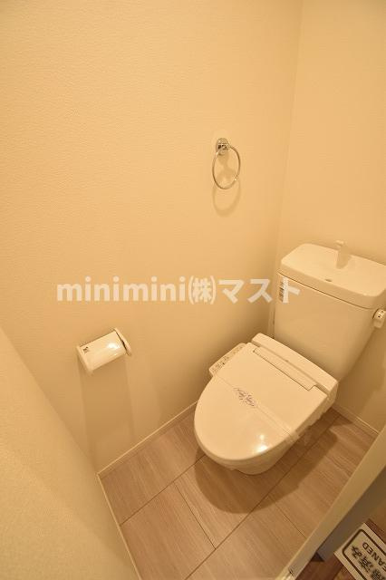 大阪市北区本庄東２丁目の賃貸マンションのトイレ