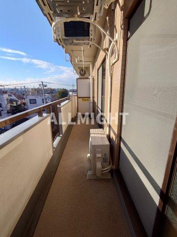 川崎市多摩区菅稲田堤１丁目の賃貸マンションのバルコニー|★お部屋探しはオールマイト不動産までご相談下さい♪