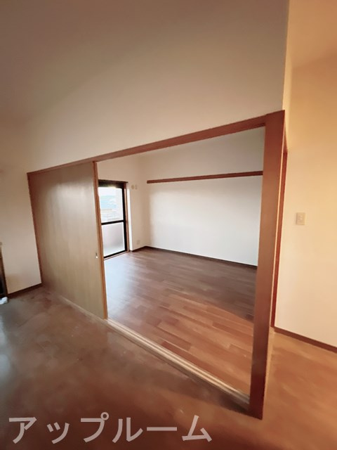 春日井市気噴町１丁目の賃貸マンションの内装