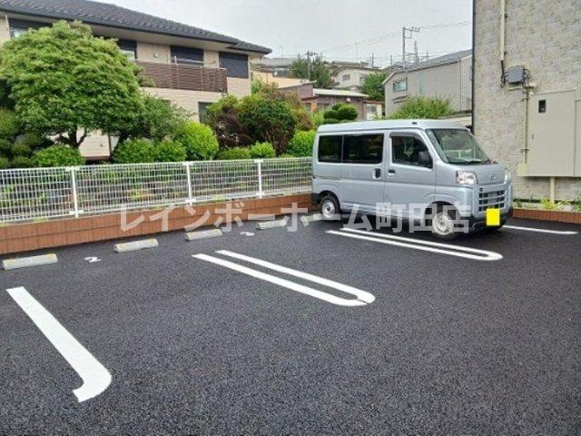 ソナーレ※初期費用分割後払いサービス利用可能物件の駐車場