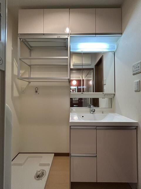 大和市新堀戸建のトイレ