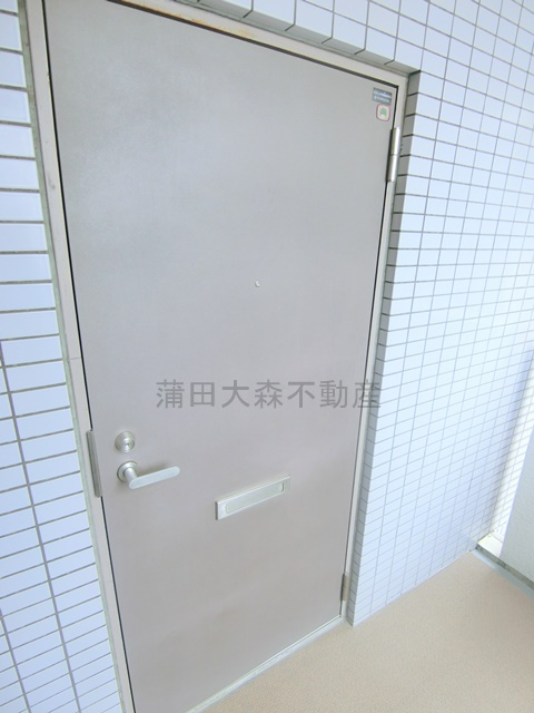 メイツ品川南の玄関