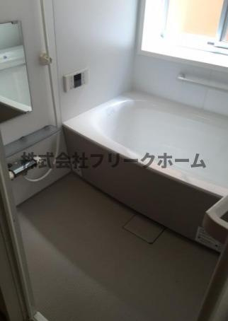 三鷹市井の頭５丁目の賃貸マンションの浴室
