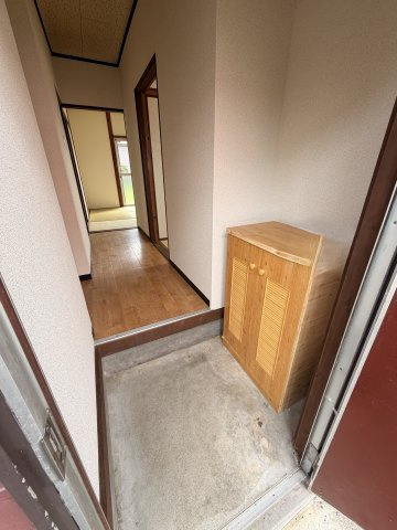 玉名郡長洲町大字長洲のアパートの玄関