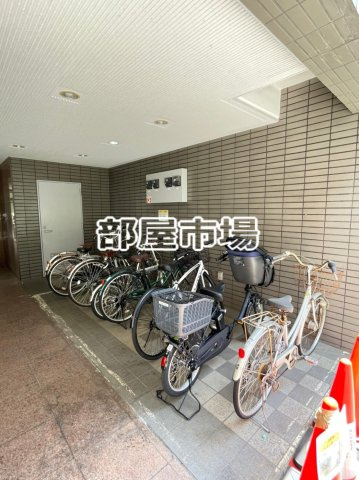 コルトンハイツのその他共用部分|駐輪場