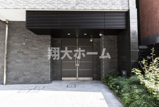 エルスタンザ文京千駄木のエントランス