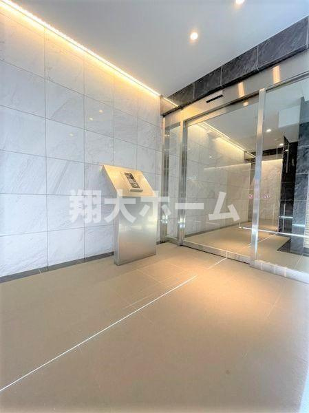 SHOKEN Residence東京八広のエントランス