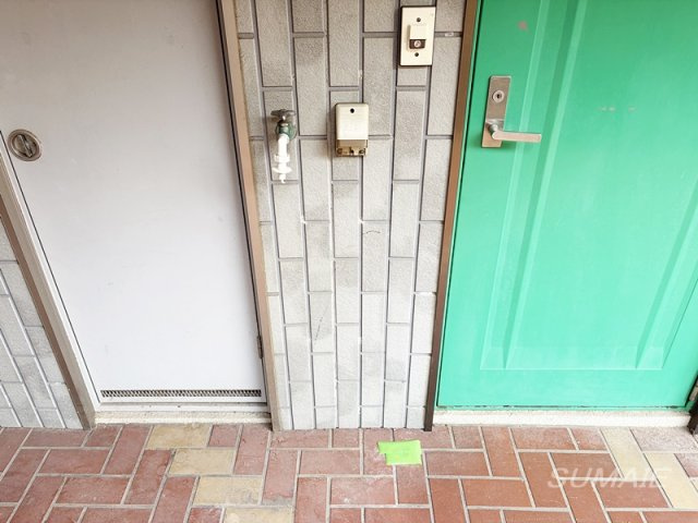 ロアール新大塚の設備|洗濯機置き場です☆