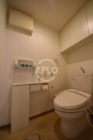 ディーグラフォート大阪NYタワー肥後橋　西船場小学校区のトイレ|ディーグラフォート大阪NYタワー肥後橋　温水洗浄便座