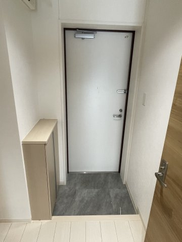 ＬＯＣ’Ｓ　ＫＵＲＯＫＡＷＡの玄関