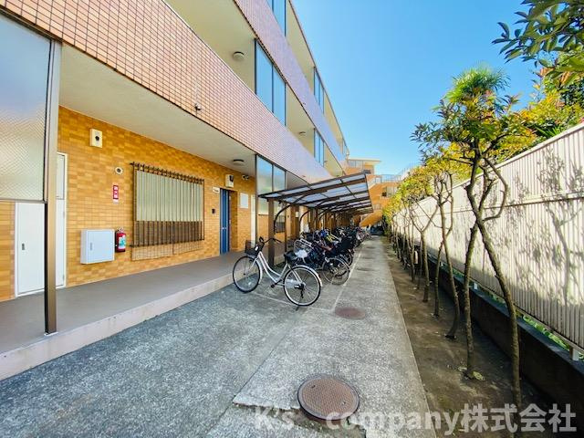 ◎茅ヶ崎市美住町　クリーンキャッスル茅ヶ崎の駐輪場|駐輪スペース◇