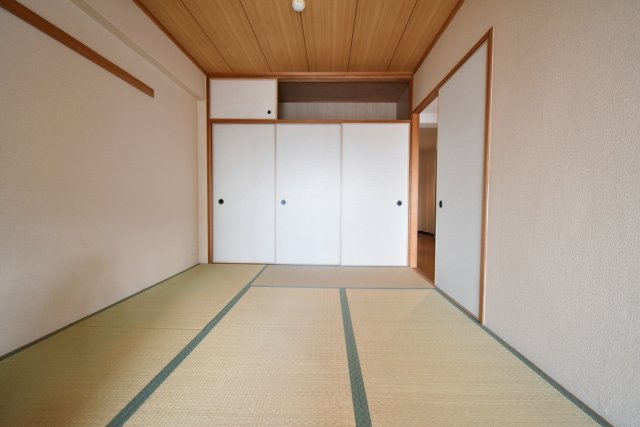 フレシア西宮の和室