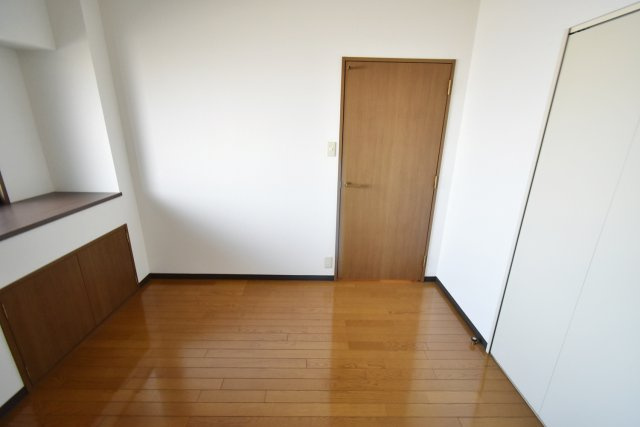 フレシア西宮の洋室