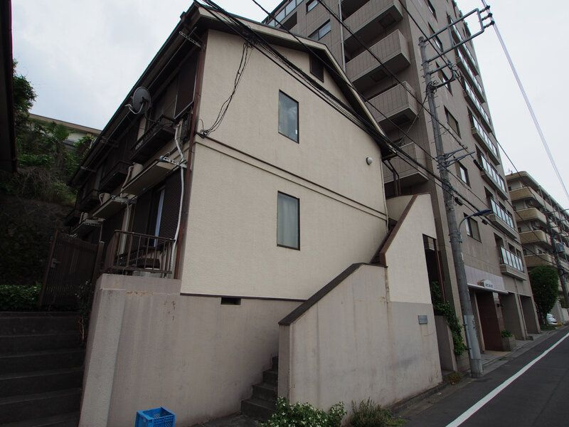 ドミールハイツの外観