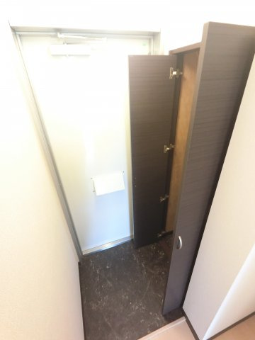 【玄関】