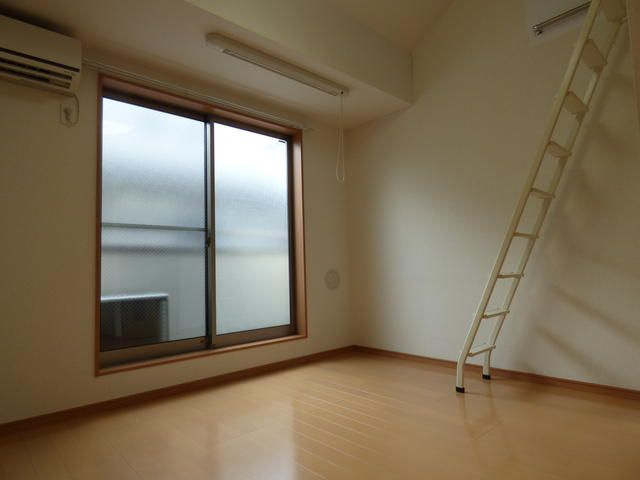 ピュア氷川台二番館のその他