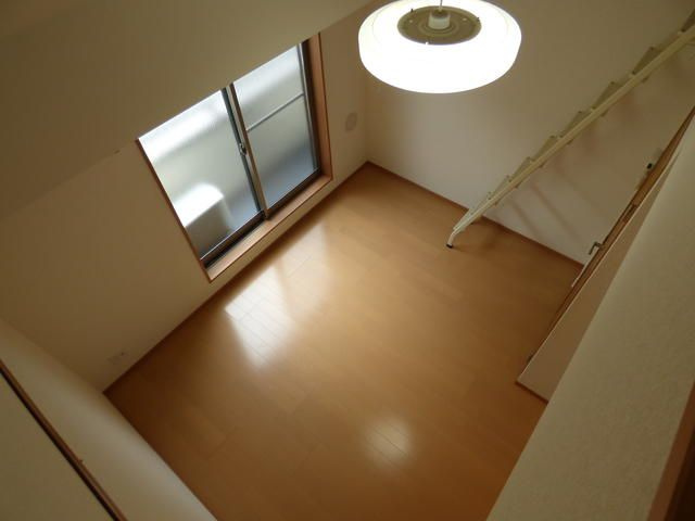 ピュア氷川台二番館の居間・リビング