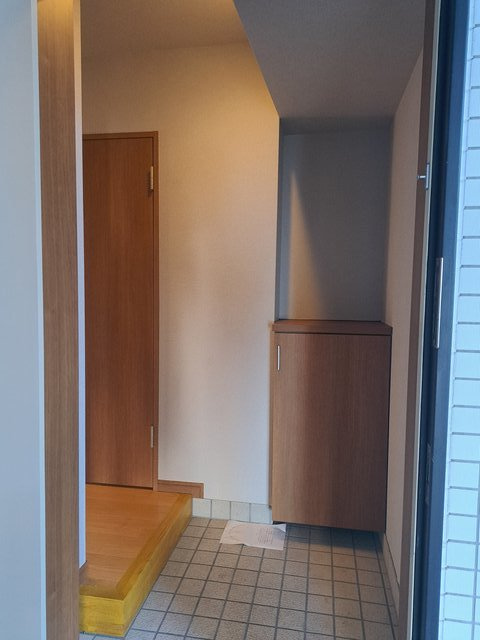 プライムレジデンス上落合の玄関