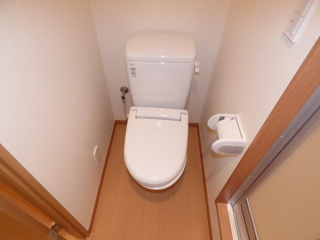 ピュア氷川台二番館のトイレ
