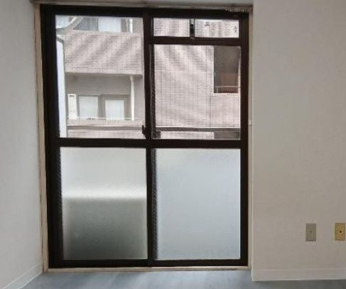 アーバンロジェ西浅草のバルコニー