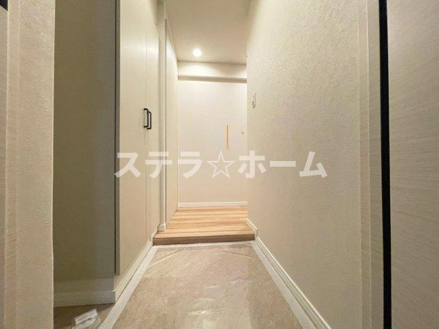野中北パーク・マンションの玄関|収納もある玄関です
