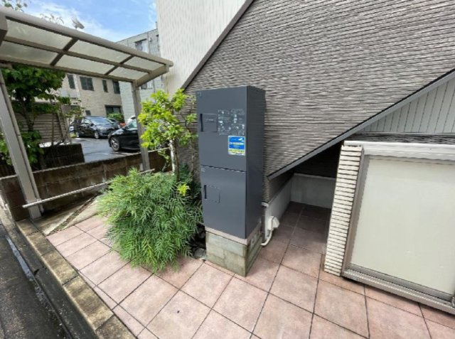 LIBRE道徳のエントランス