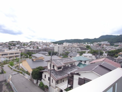 芦屋市岩園町の賃貸マンションの展望