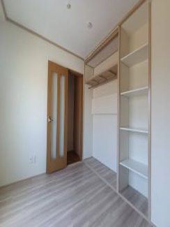 神戸市東灘区北青木２丁目の賃貸マンションの居間・リビング
