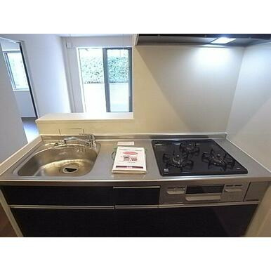 神戸市東灘区森北町４丁目の賃貸マンションのキッチン