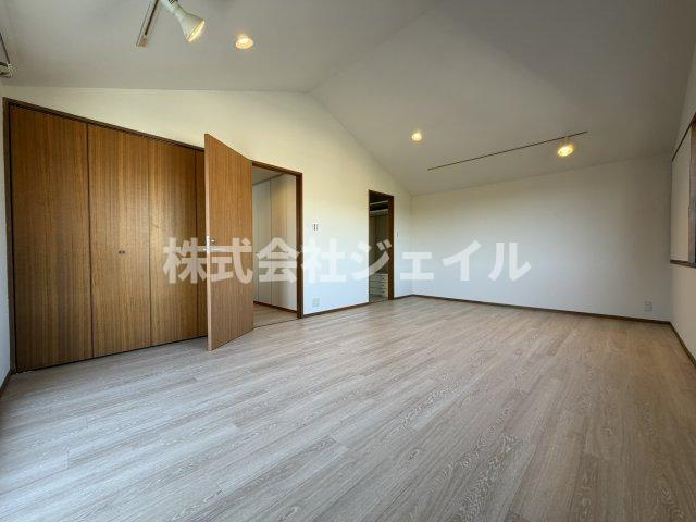 中古戸建　惣山町５丁目　リフォーム済みの洋室