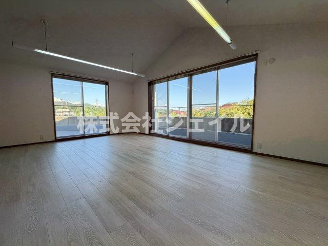 中古戸建　惣山町５丁目　リフォーム済みの洋室