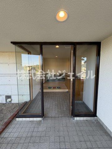 中古戸建　惣山町５丁目　リフォーム済みの玄関