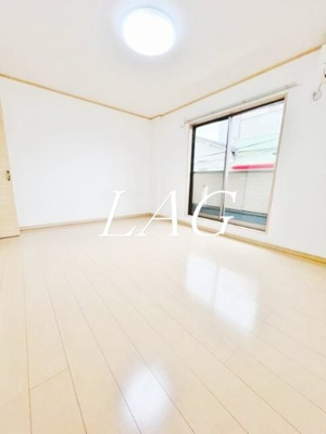 【居間・リビング】 | シャトレバレ町屋 | 洋室のお部屋です。
