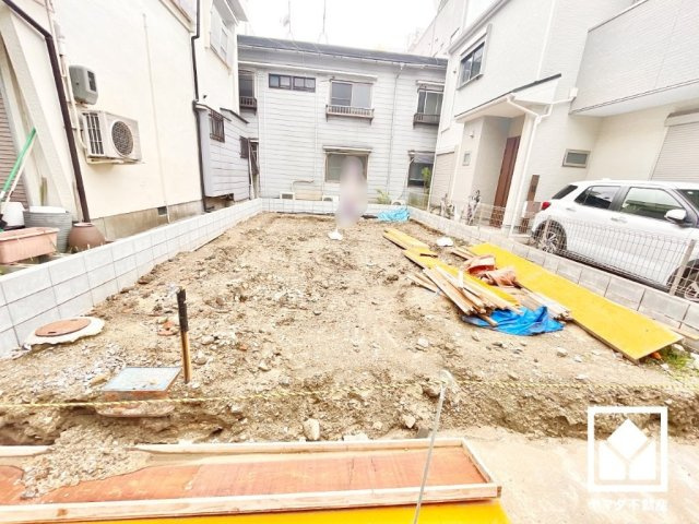 尼崎市東難波町4期の外観|「尼崎市立難波小学校」まで徒歩6分。低学年のお子様の通学にも無理のない距離です。