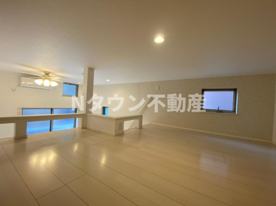 【その他】 | ソレイユ　中村日赤 | 開放的な寝室です