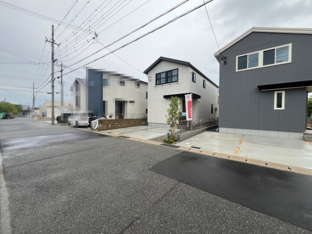 【前面道路含む現地写真】の画像