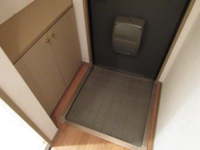 JAボナール上の丸A棟の玄関