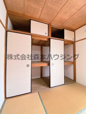 【収納】 | 　寝屋川市石津元町10戸建貸家 | たっぷりとした収納スペースです
