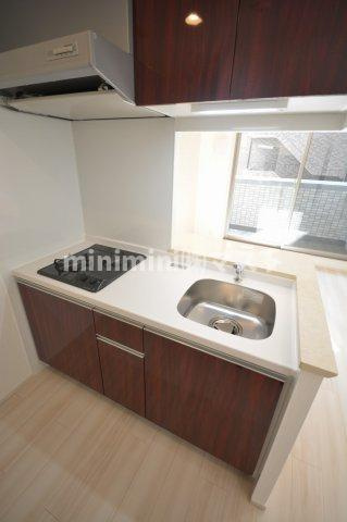 大阪市浪速区稲荷１丁目の賃貸マンションのキッチン