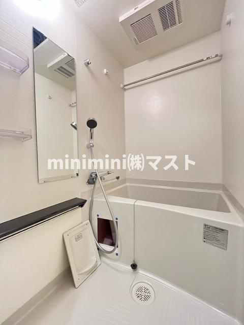 大阪市浪速区下寺３丁目の賃貸マンションの浴室