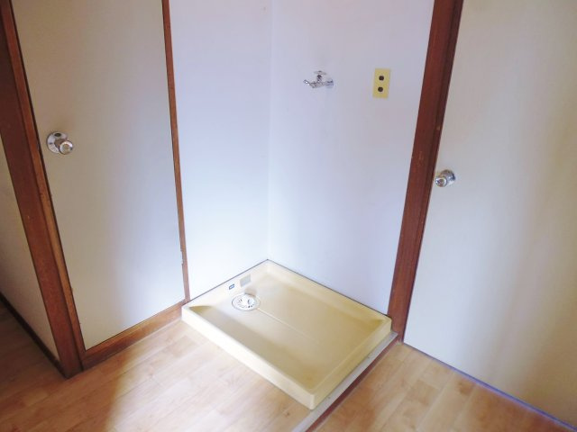 【その他】 | ヤマダイコーポ汐田 | 洗濯機置き場