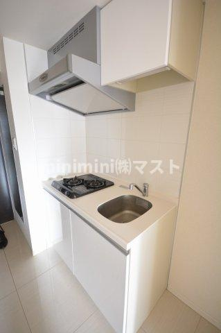 大阪市浪速区稲荷２丁目の賃貸マンションのキッチン